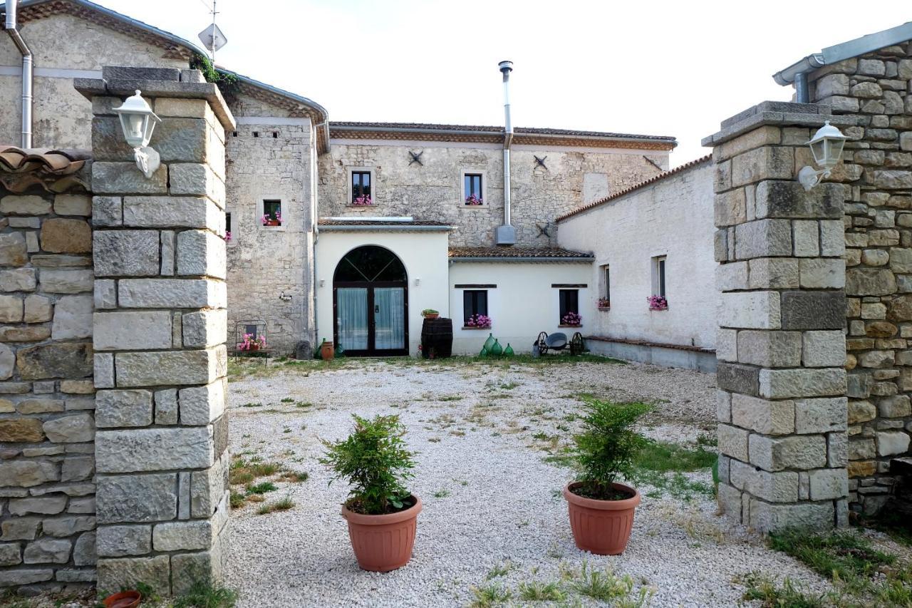 Antica Taverna Del Principe Sepino Exterior foto